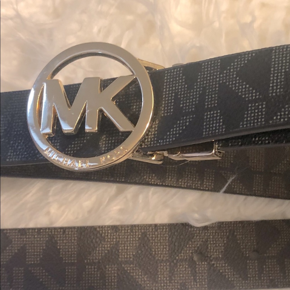 Michael Kors women’s belt